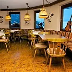 Πανσιόν Panoramahotel Pawlik 3*